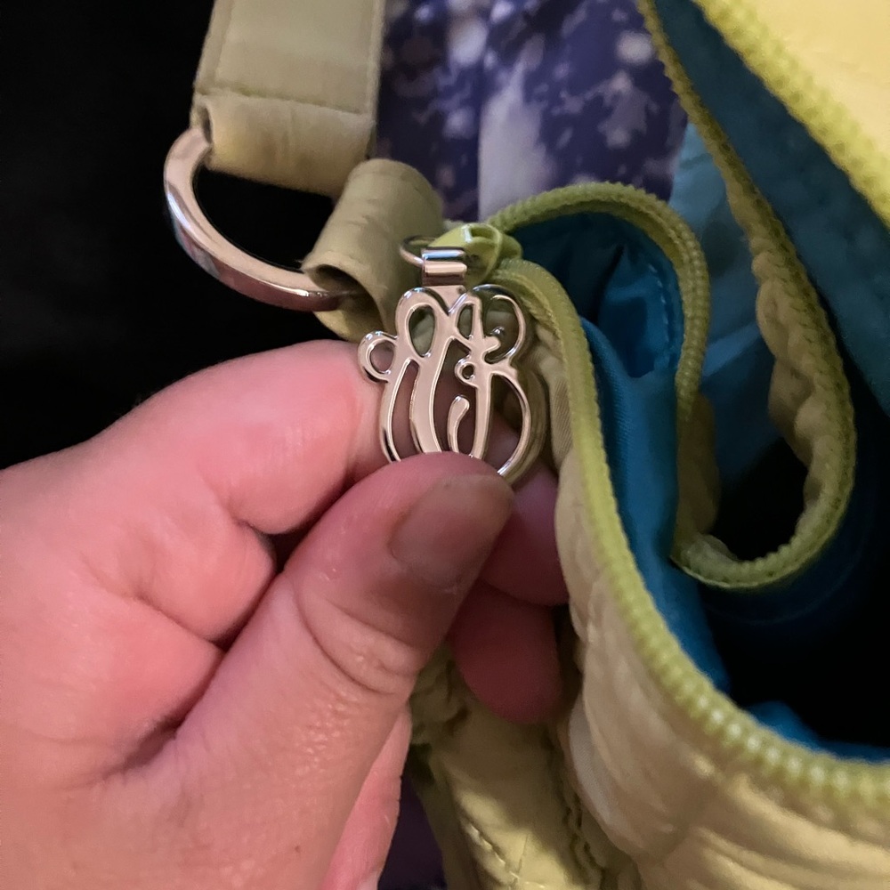 Vera Bradley shoulder bag - Picture 3 of 3